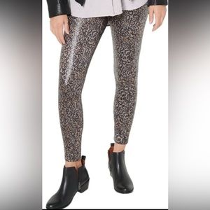 Legacy Faux Leather Animal / Cheetah Print Pull On Leggings / Skinny Pants.